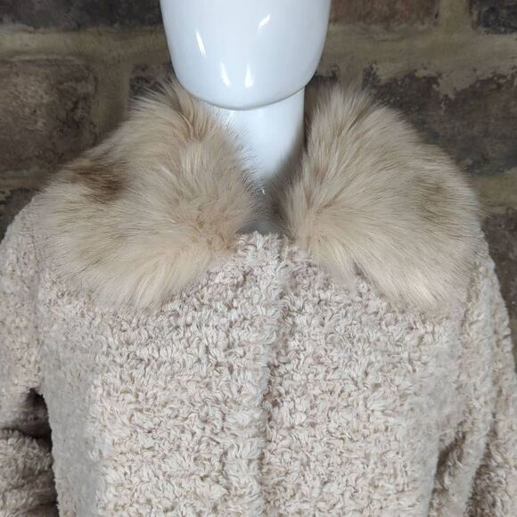 MADE IN Italy Faux Fur Jacket Woman's Cream Snap Lined Curly 3/4 Sleeve Retro - Picture 3 of 13